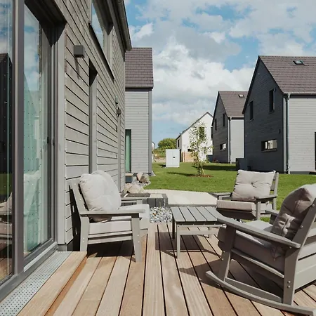 Holiday home Doppelhaushaelfte Thordis Sagard