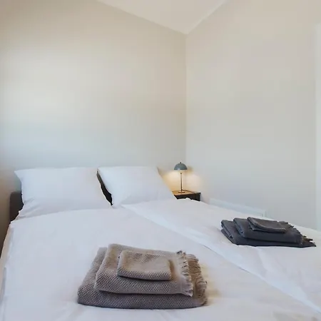 Doppelhaushaelfte Thordis Holiday home *